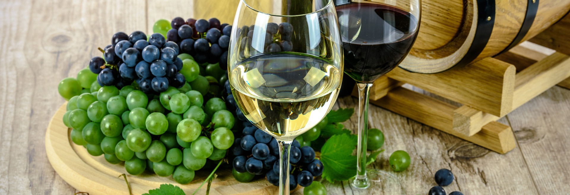 wines-1761613_1920.jpg