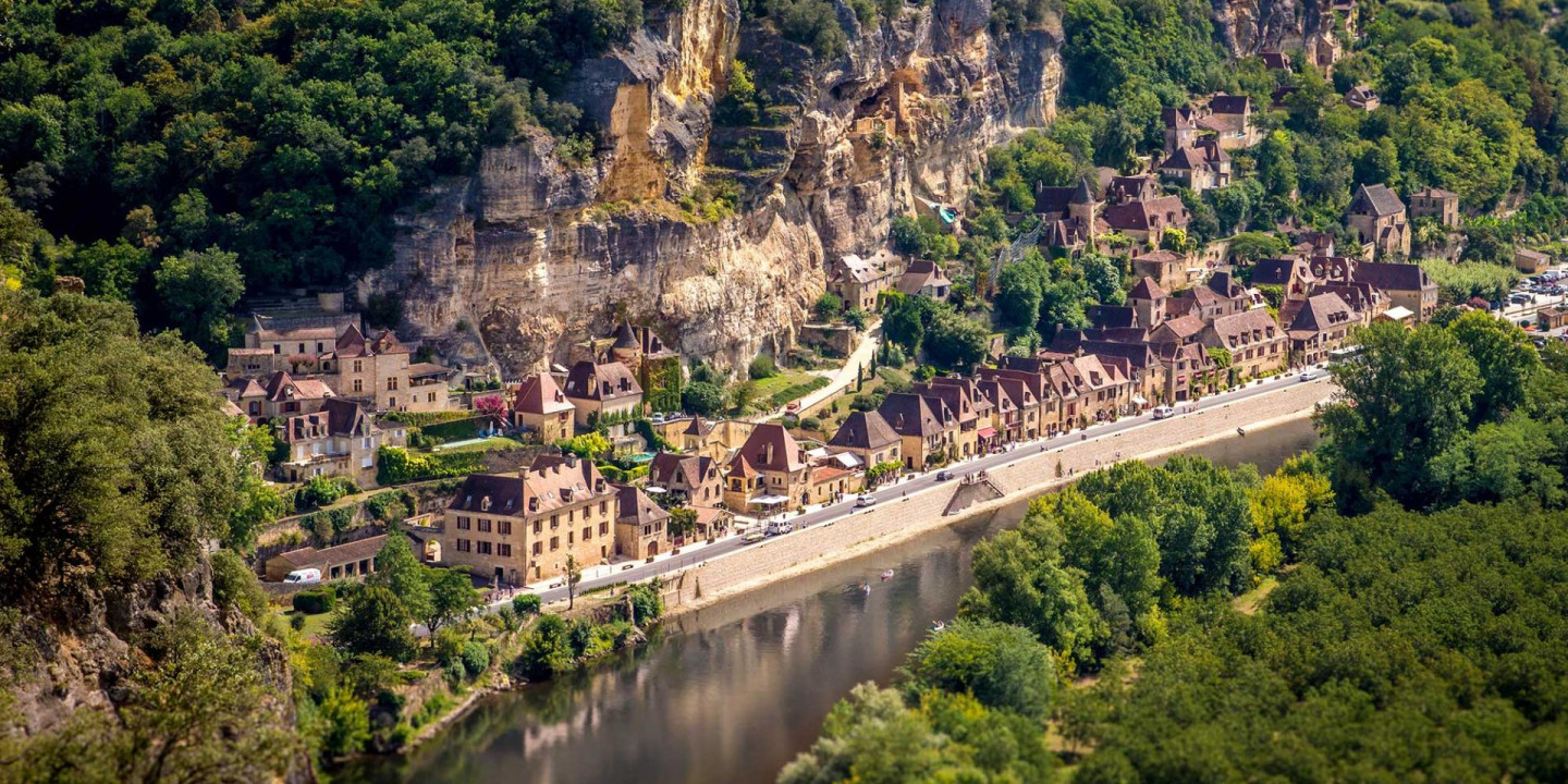 la-roque-gageac-cdt-dordogne-1920x960.jpg