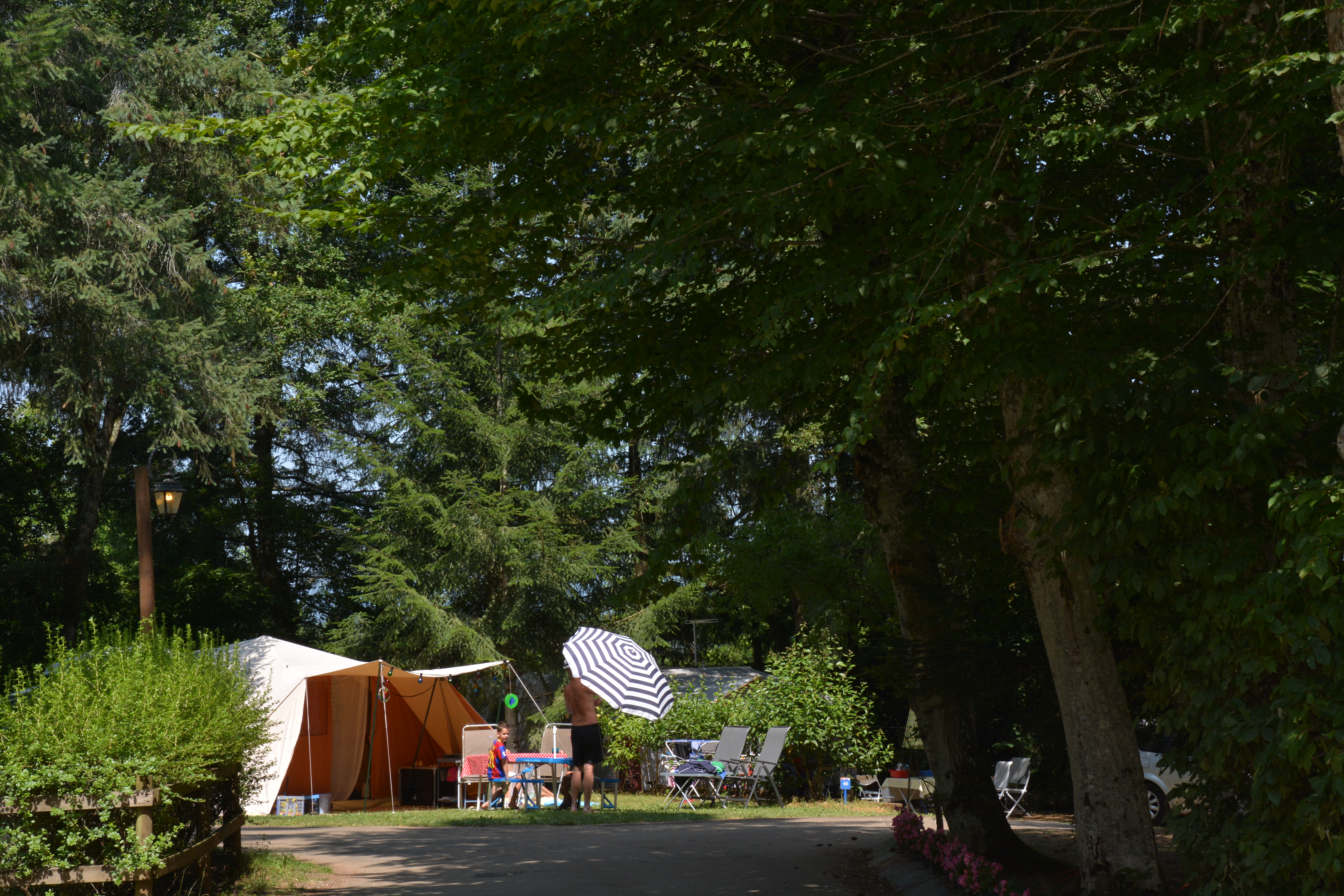 Campingplaatsen_le_sequoia_lot_dordogne